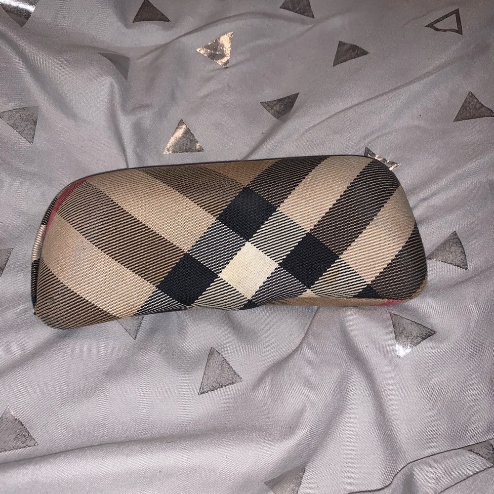 Burberry glasses case